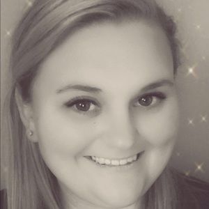 Meet your Posher, Teresa